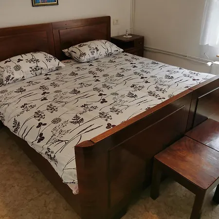 Holiday home Idina Domacija